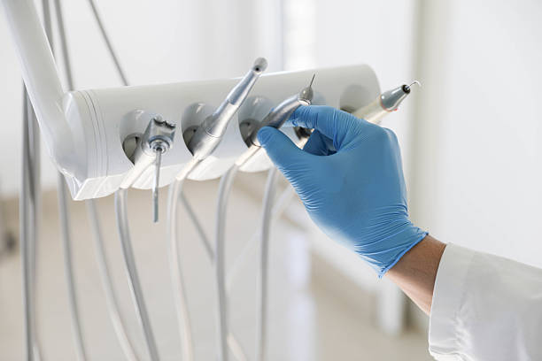 Professional Emergency Dentist technician working in Manchester, VA